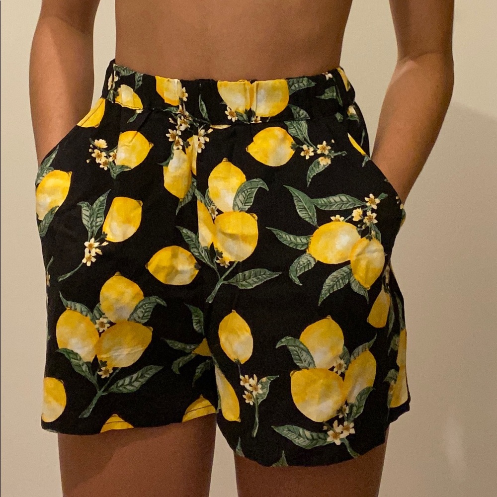 H&M (Divided) Lemon Paperbag Shorts